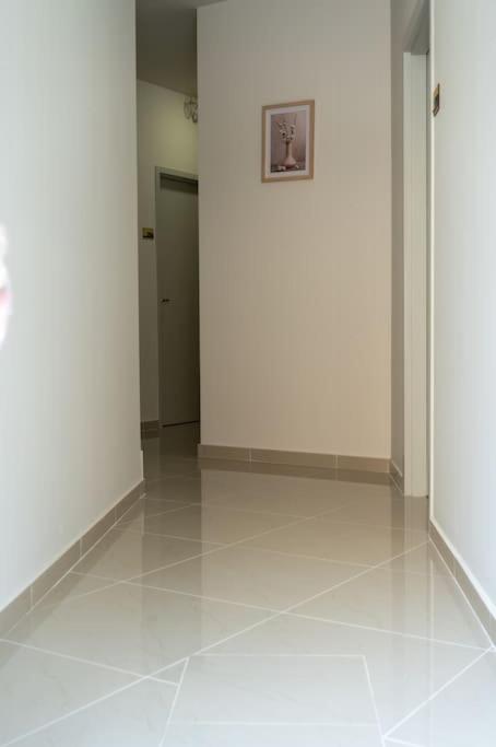 Anesis Airport Rooms 102 Koropion Bagian luar foto